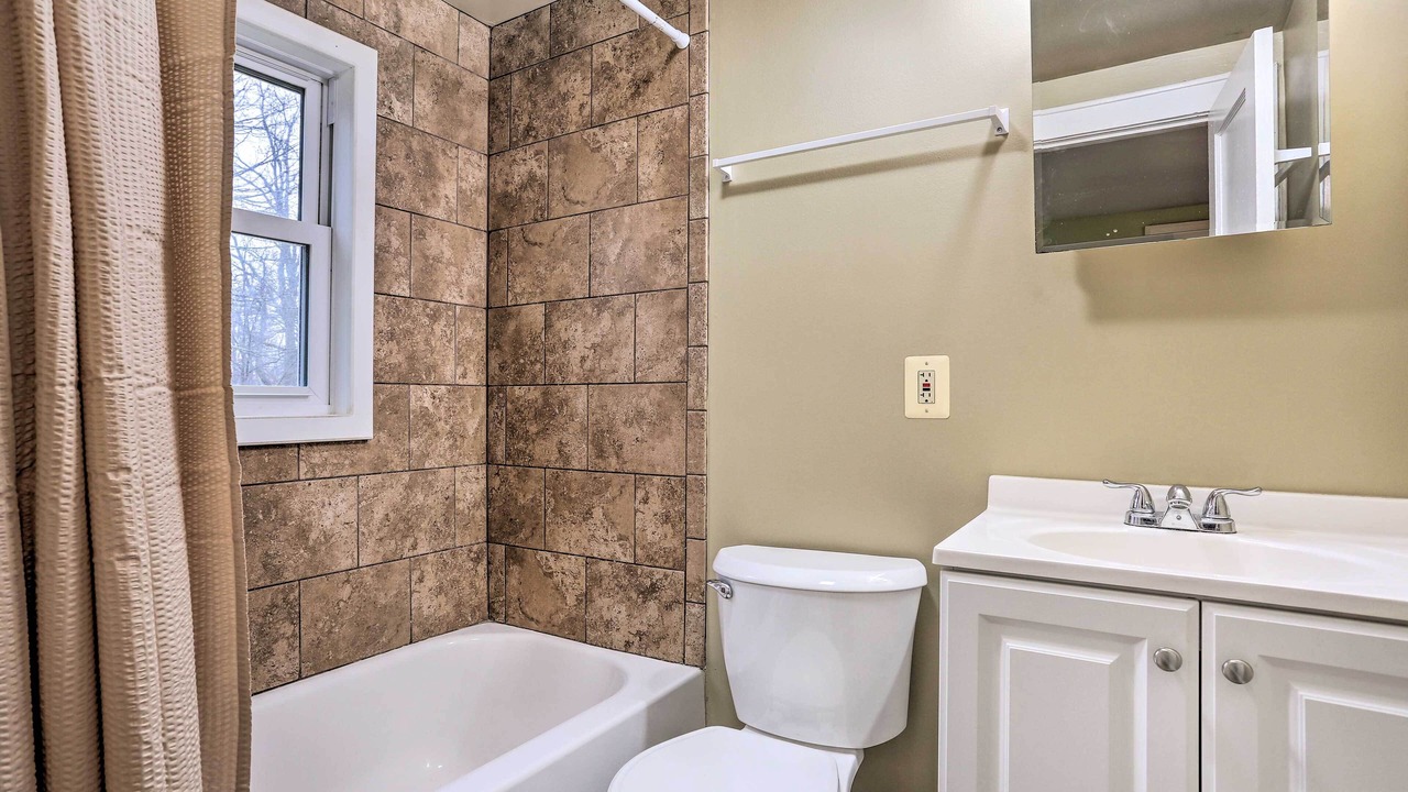 Photo of Bathroom in Campbell Hall