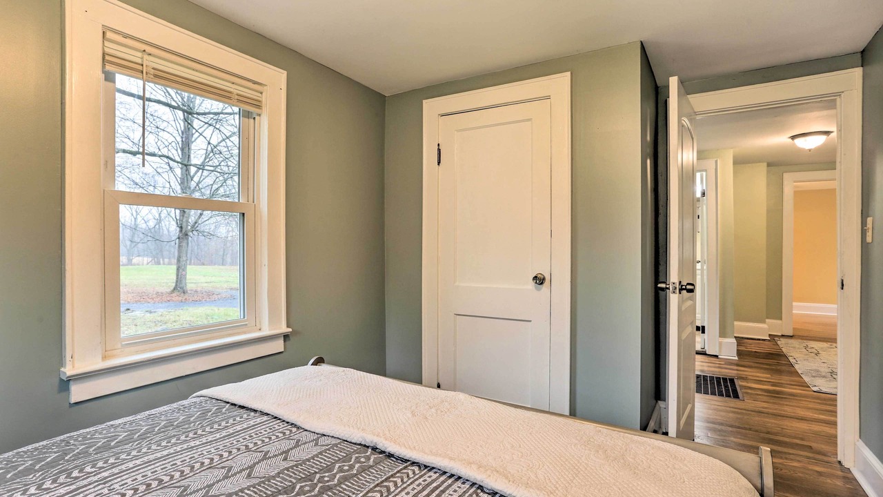 Photo of Bedroom in Campbell Hall