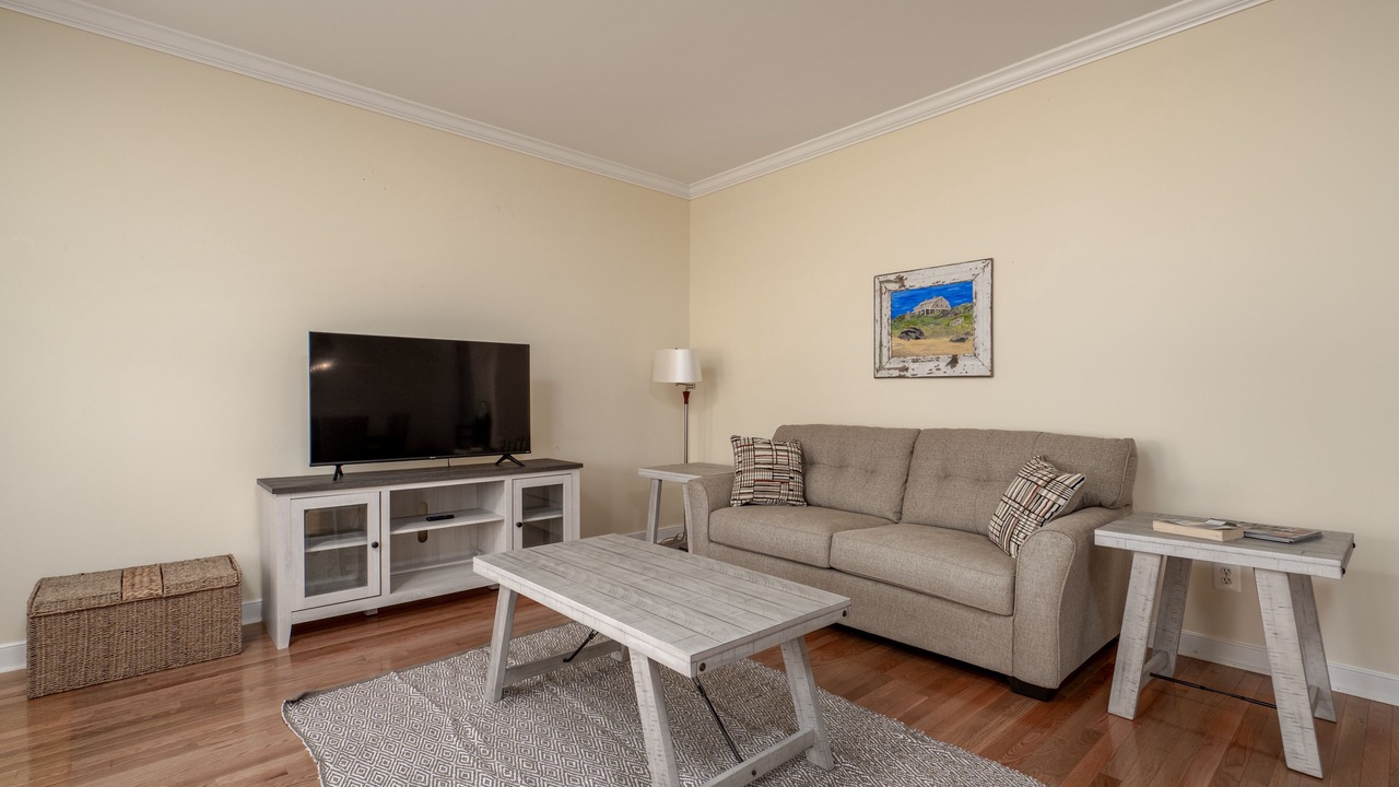 Photo of Livingroom in Villages of Five Points