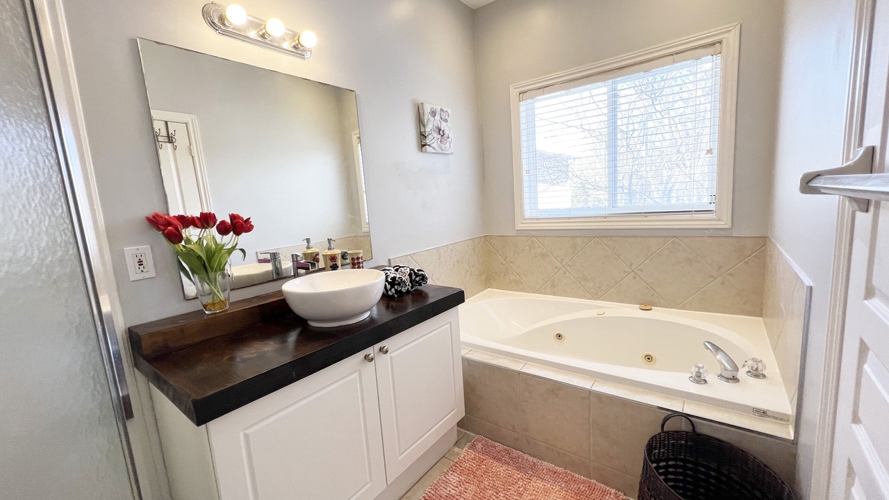 Photo of Bathroom in Barrie