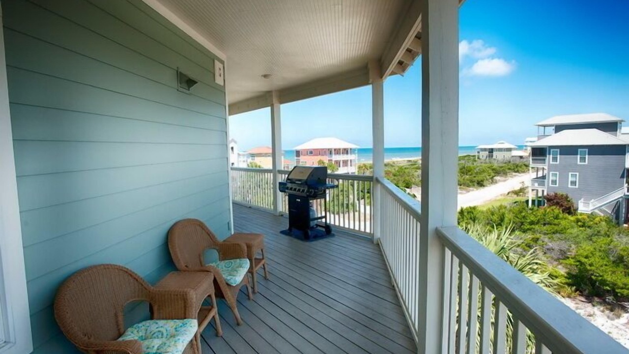 Photo of Patio Balcony in Seagrass