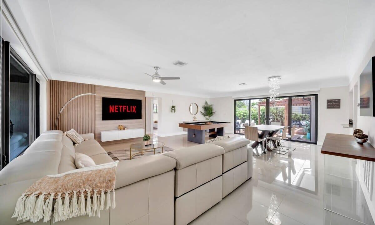Photo of Bedroom in Golden Glades