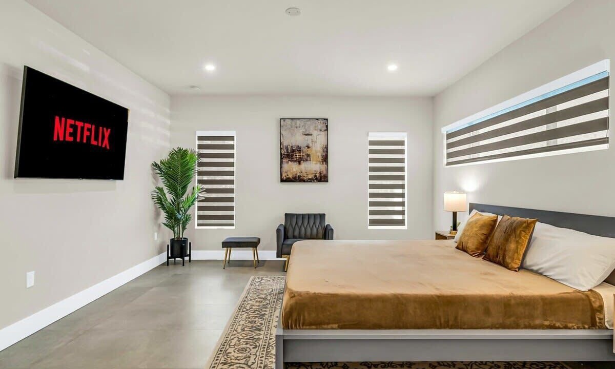 Photo of Bedroom in Golden Glades