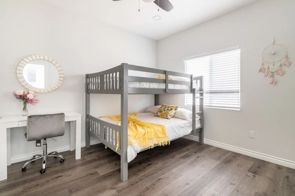 Photo of Bedroom in Midway City