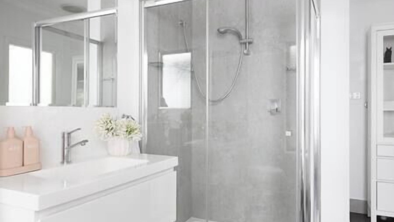Photo of Bathroom in Mapleton