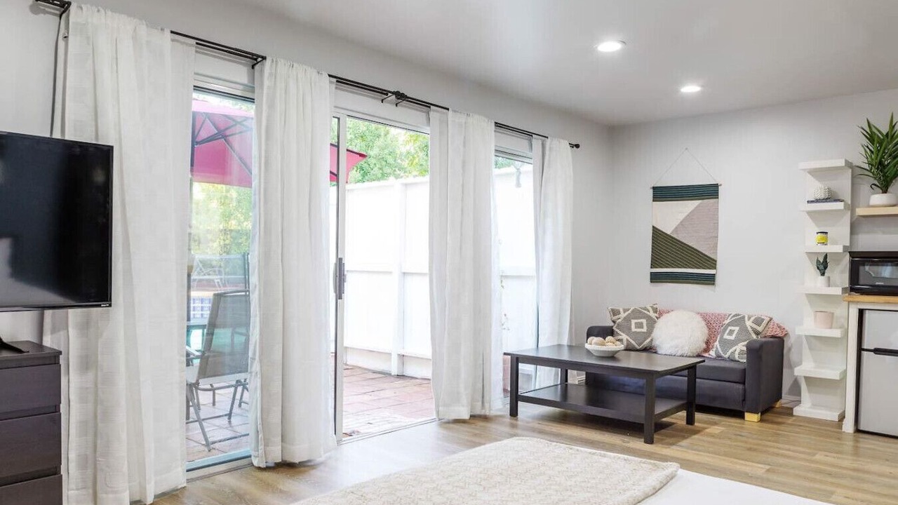 Photo of Bedroom in Valley Village