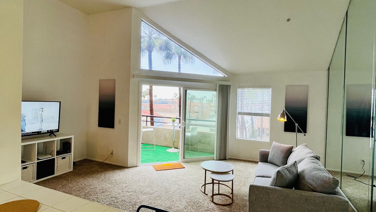 Photo of Livingroom in Huntington Beach
