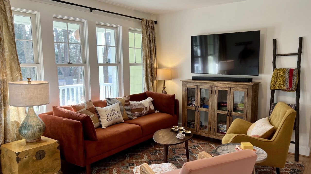Photo of Livingroom in Pittsboro