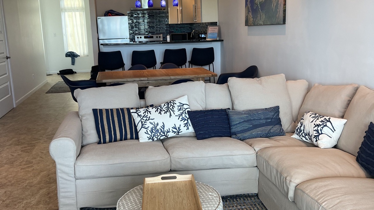 Photo of Livingroom in Bell Channel Bay