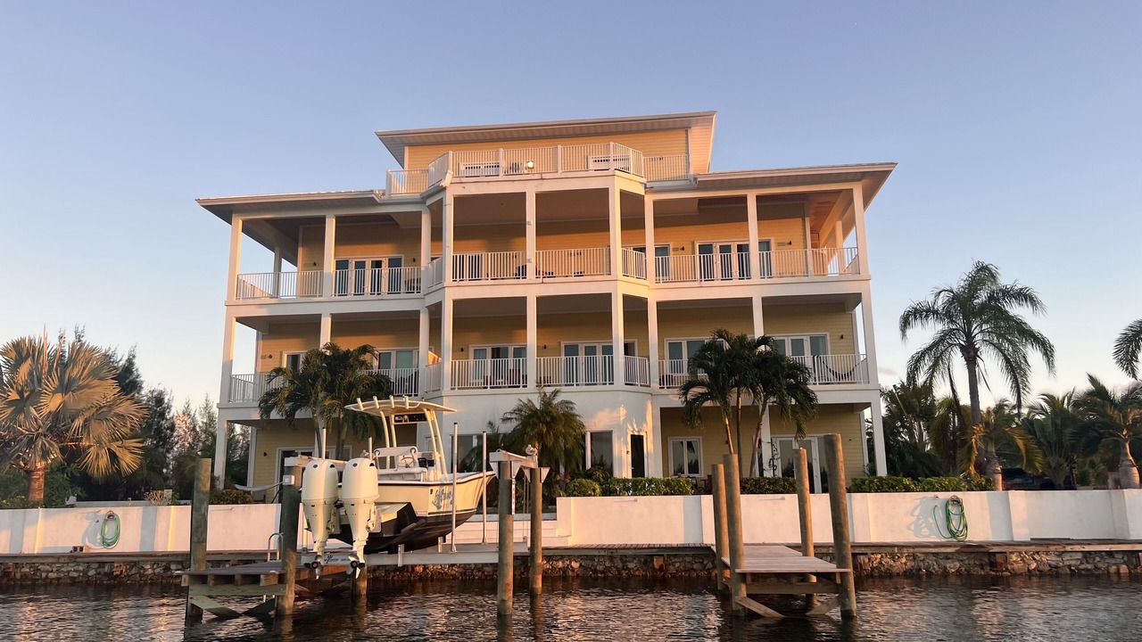 Photo of Outdoor in Bell Channel Bay