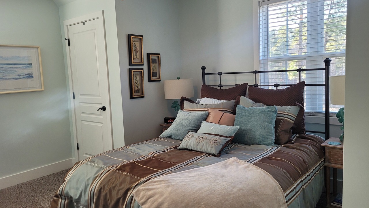 Photo of Bedroom in Minnesott Beach