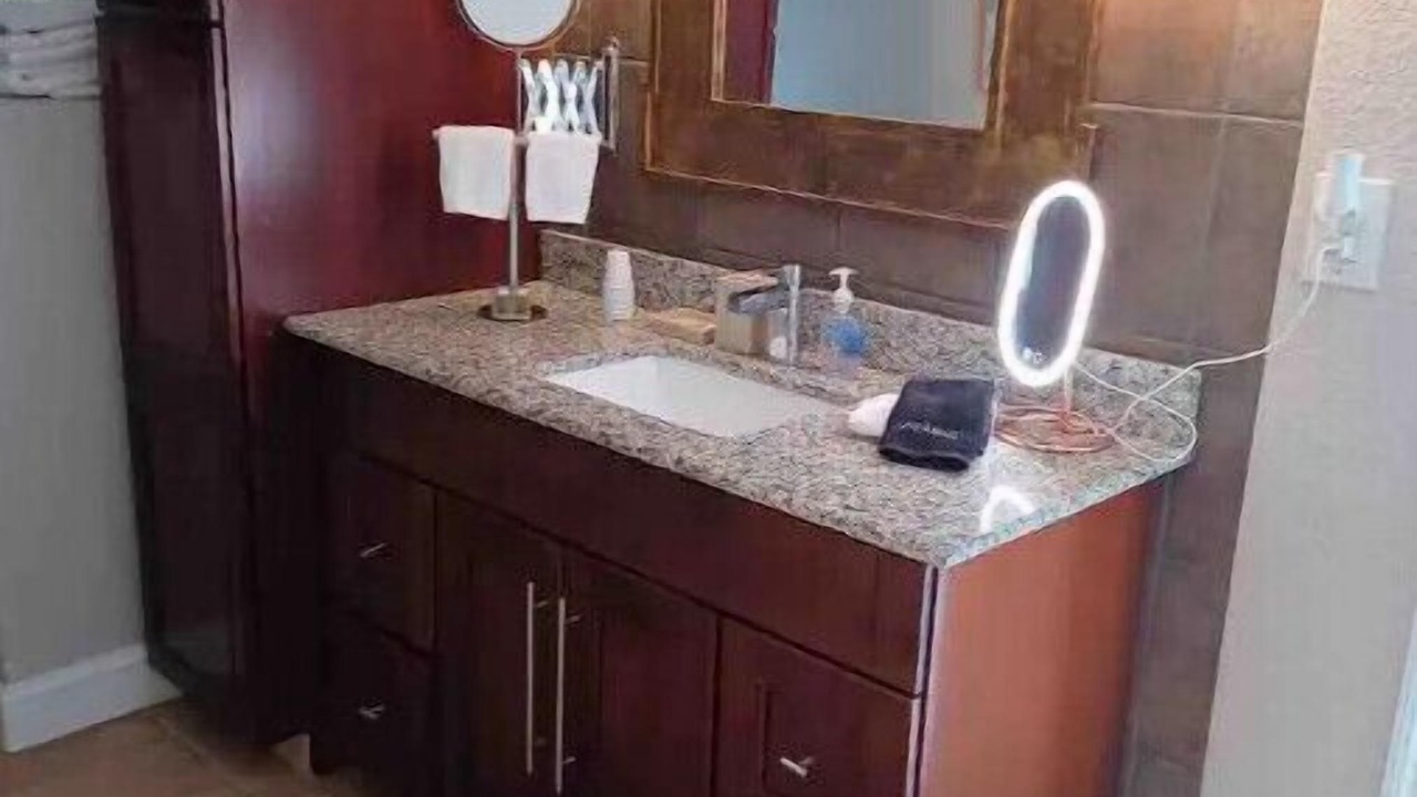 Photo of Bathroom in Middle River Terrace
