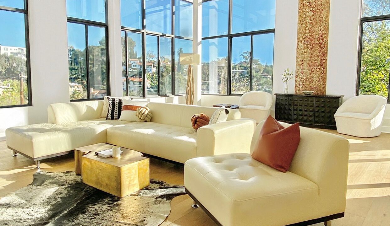 Photo of Livingroom in Hollywood Dell