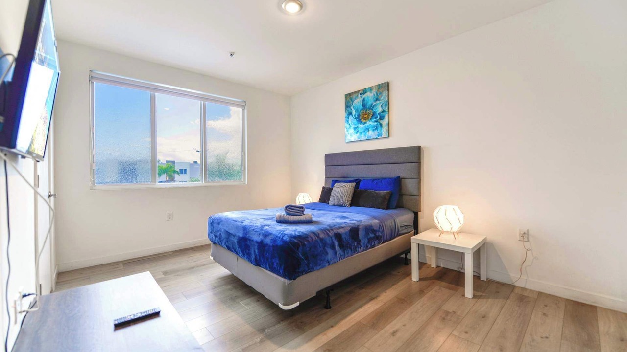 Photo of Bedroom in Golden Glades