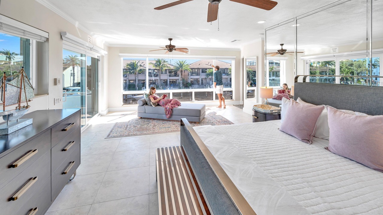 Photo of Bedroom in Coral Ridge