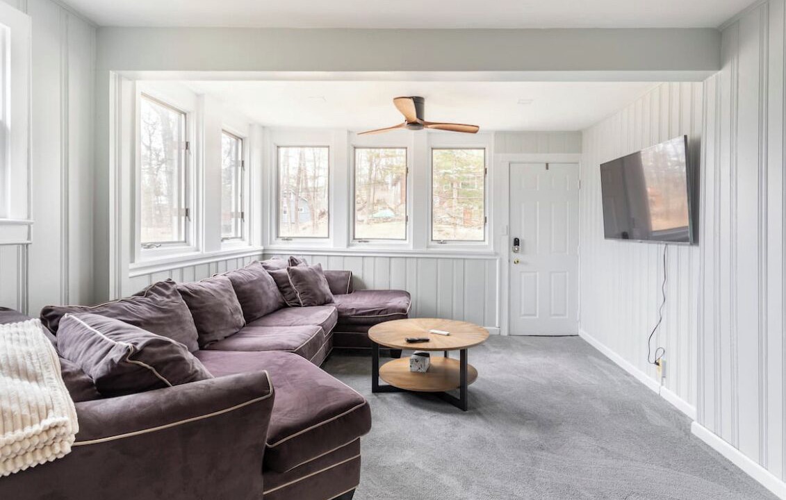 Photo of Livingroom in Greenwood Lake