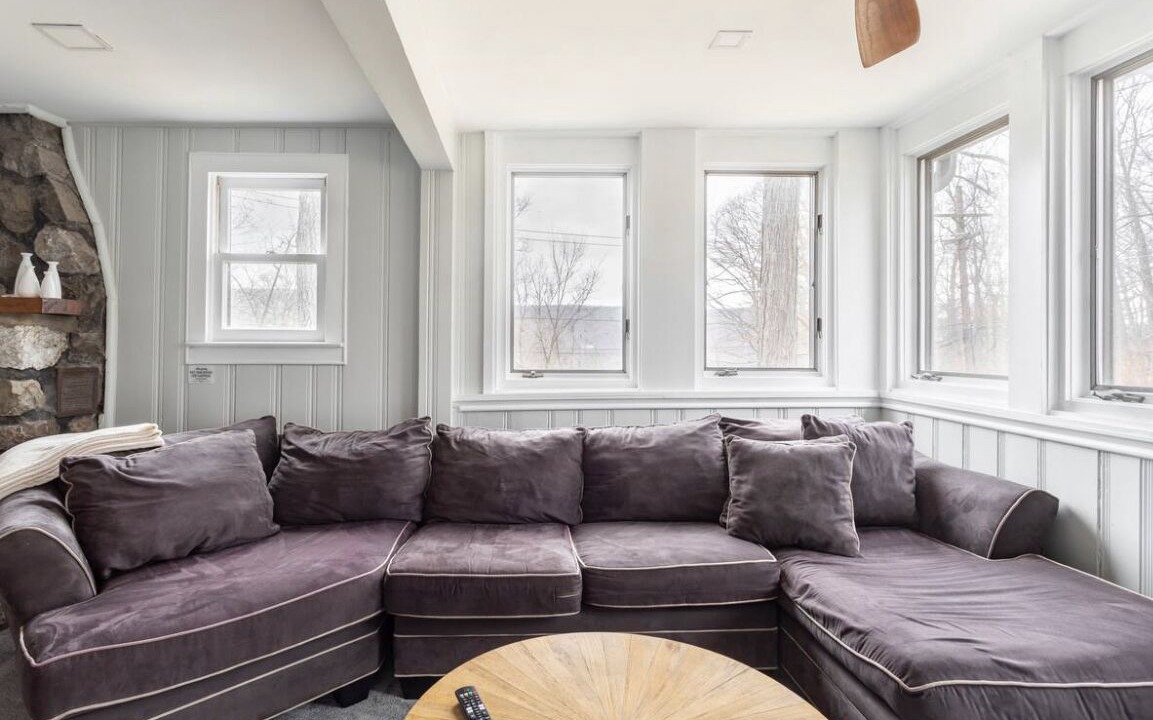 Photo of Livingroom in Greenwood Lake