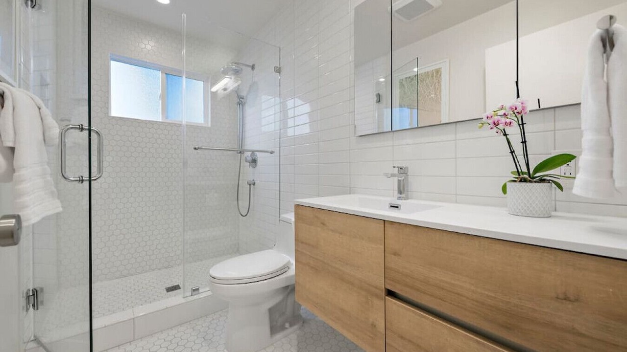 Photo of Bathroom in North Whisman
