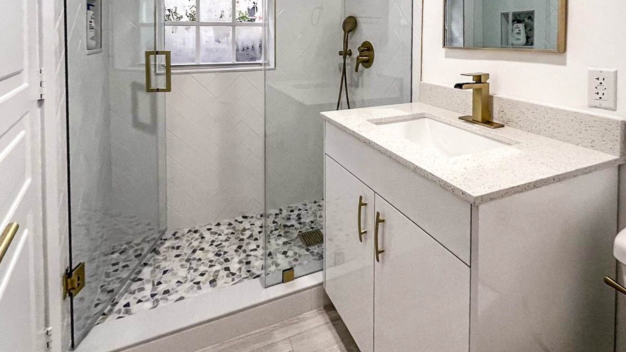 Photo of Bathroom in South Pointe