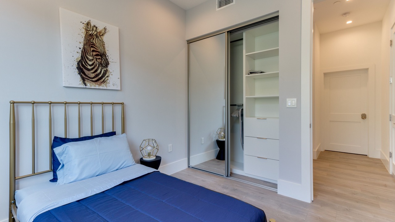 Photo of Bedroom in Mid City
