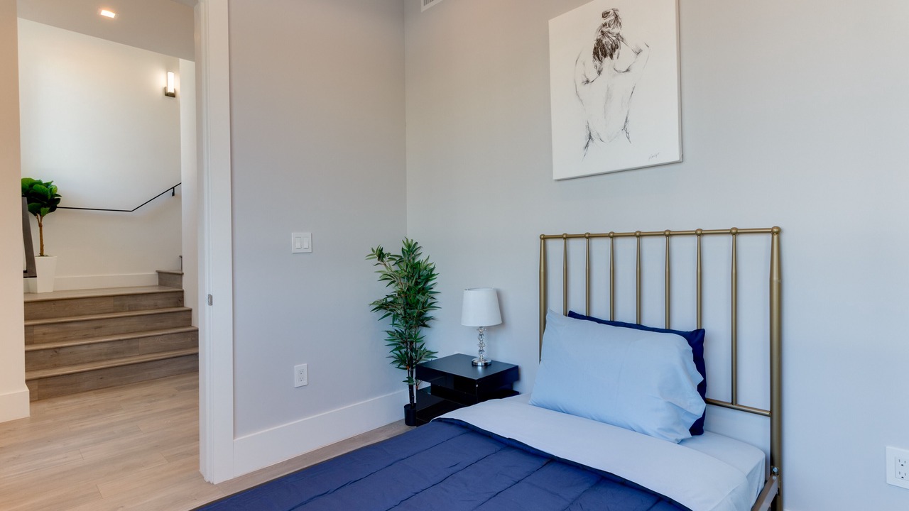 Photo of Bedroom in Mid City