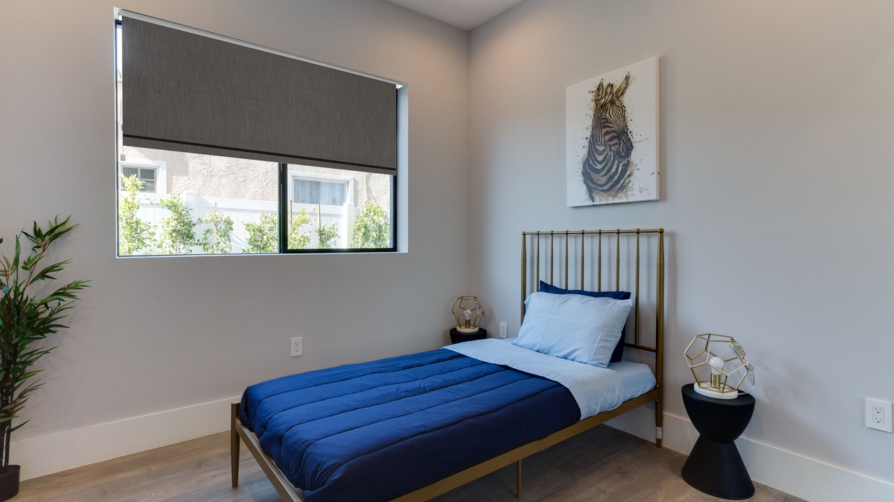 Photo of Bedroom in Mid City