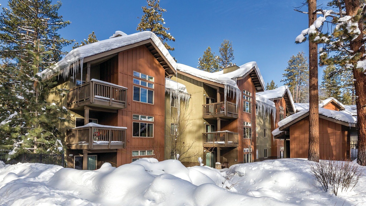 Photo of Outdoor in Round Hill Village