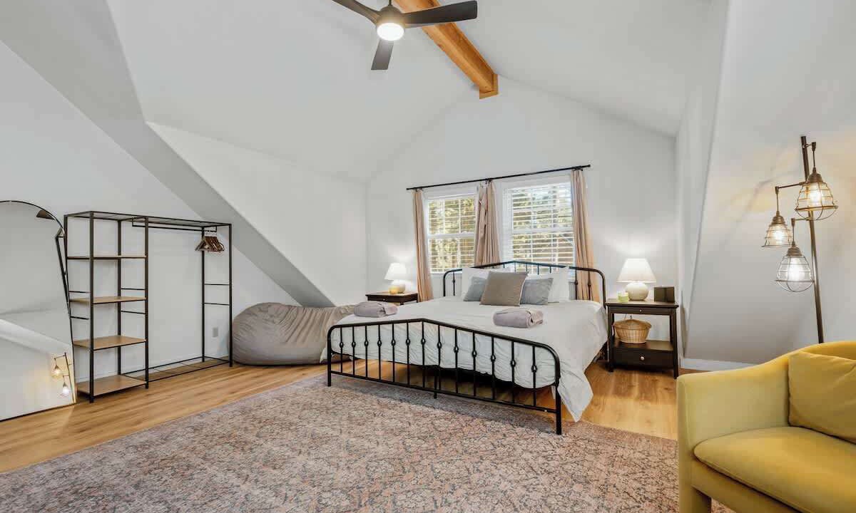 Photo of Bedroom in Big Bear City