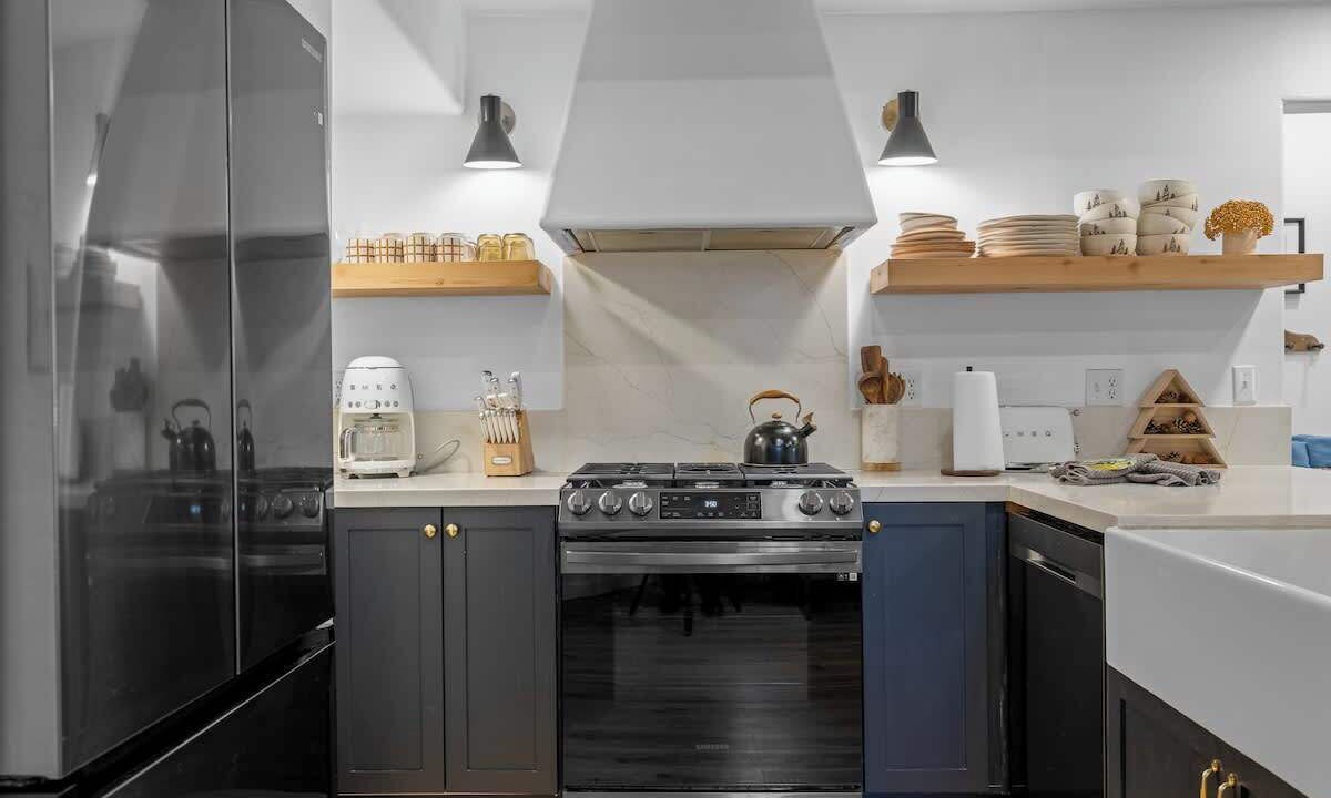 Photo of Kitchen in Big Bear City
