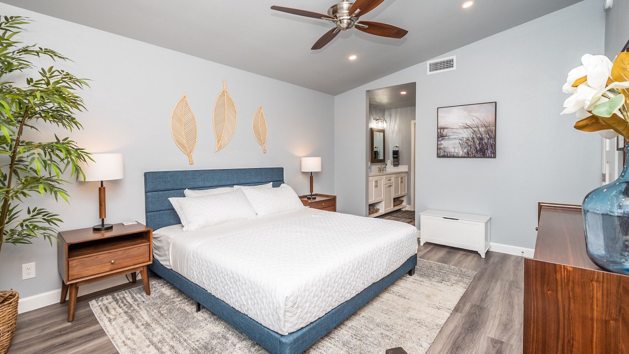 Photo of Bedroom in North Broadway