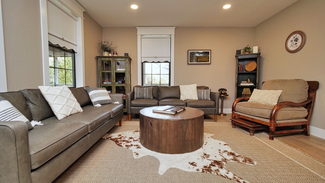 Photo of Livingroom in Sutter Creek
