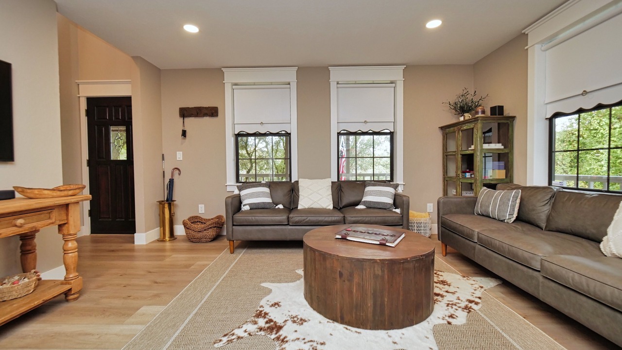 Photo of Livingroom in Sutter Creek