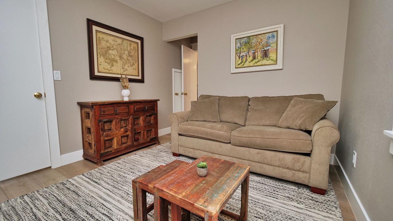 Photo of Livingroom in Sutter Creek