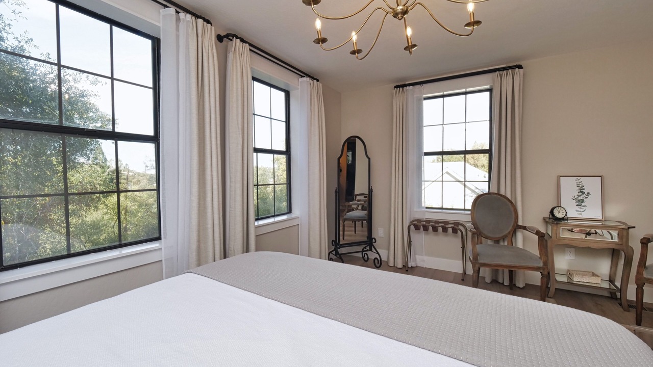 Photo of Bedroom in Sutter Creek