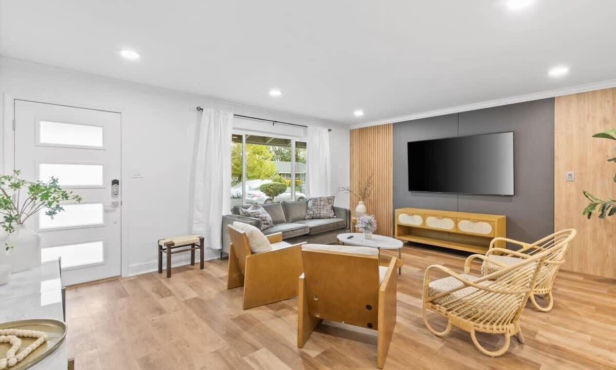 Photo of Livingroom in Hathaway