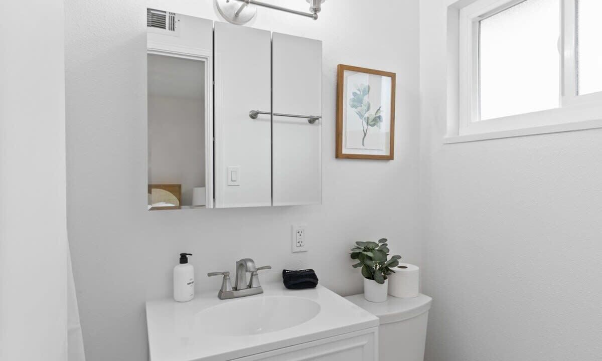 Photo of Bathroom in Hathaway