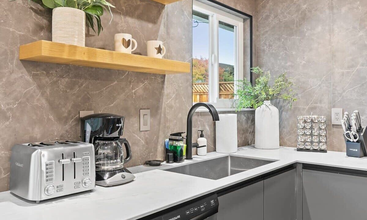 Photo of Kitchen in Hathaway