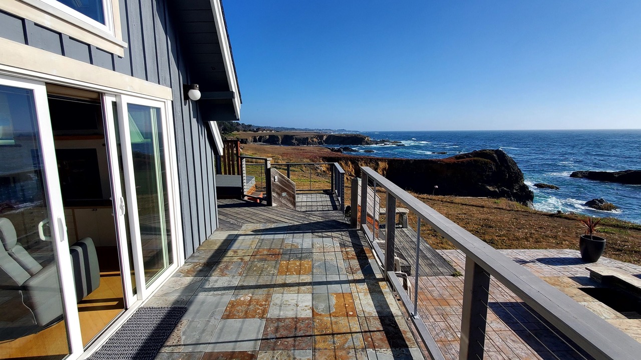 Photo of Patio Balcony in Fort Bragg