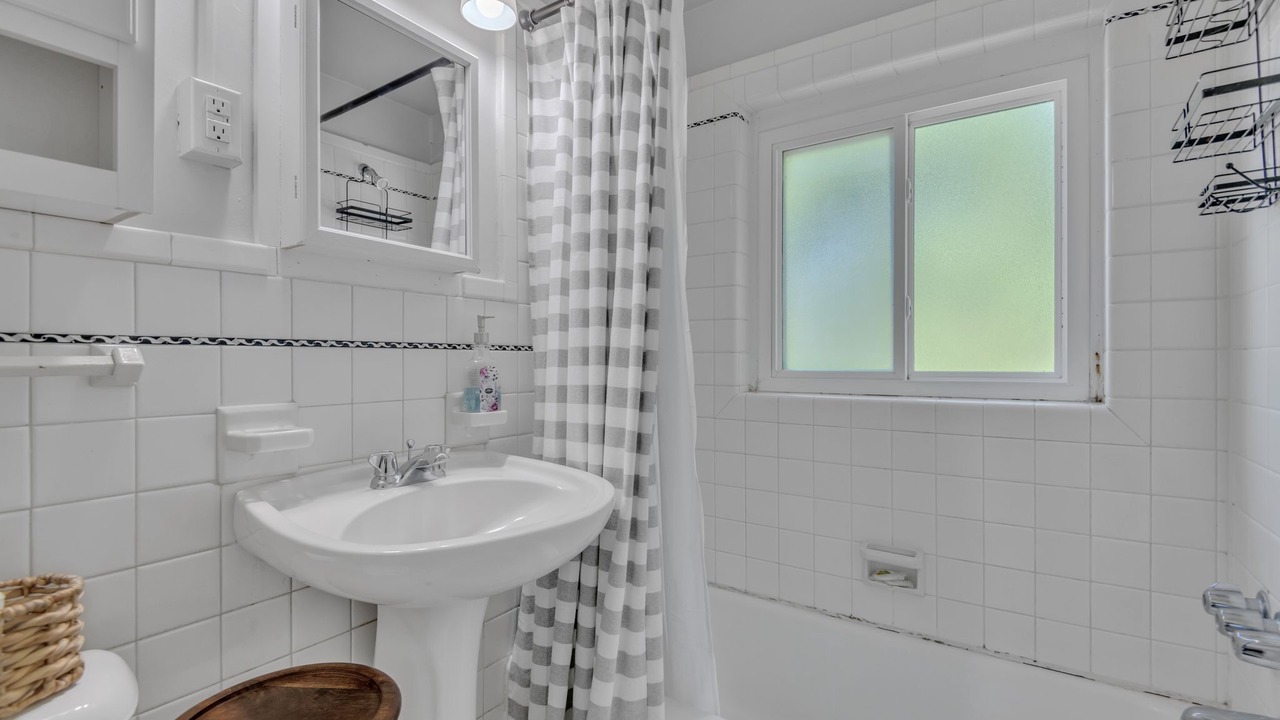 Photo of Bathroom in Old Town