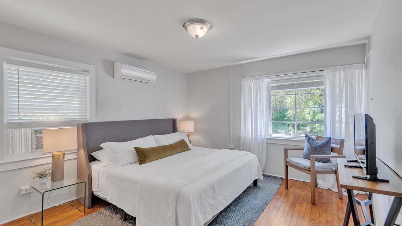 Photo of Bedroom in Old Town