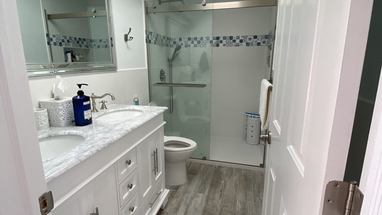Photo of Bathroom in Manasquan
