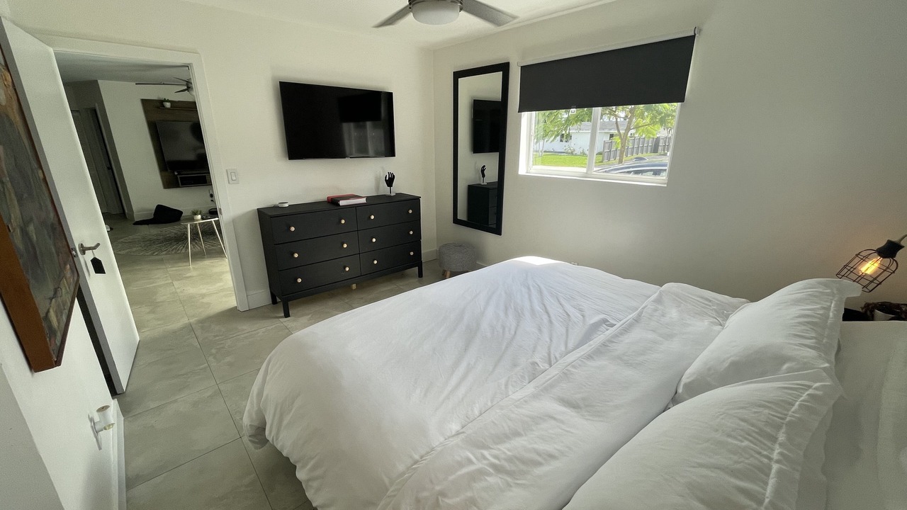 Photo of Bedroom in Davie