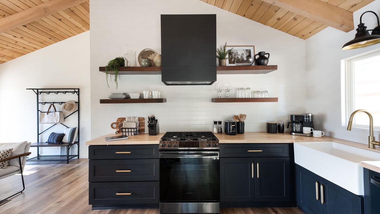 Photo of Kitchen in Running Springs
