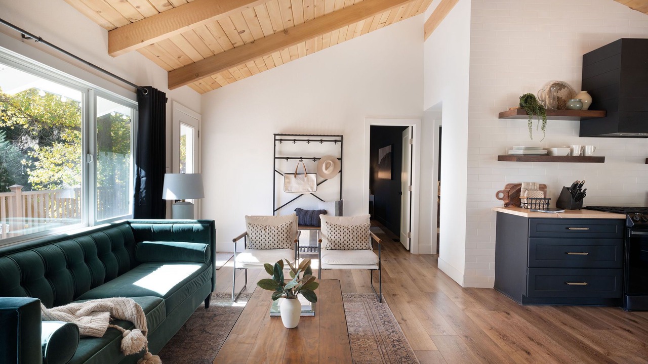 Photo of Livingroom in Running Springs