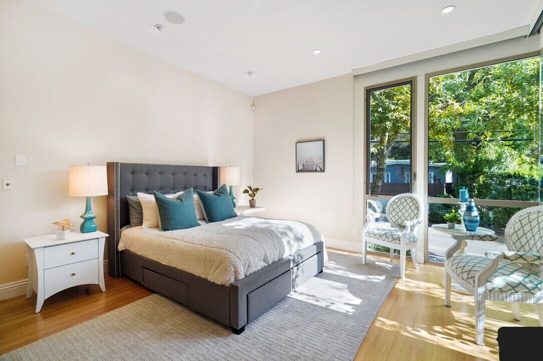 Photo of Bedroom in Los Angeles