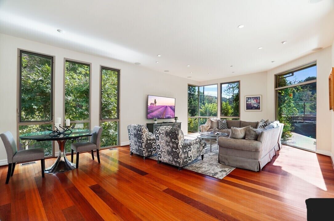 Photo of Livingroom in Los Angeles