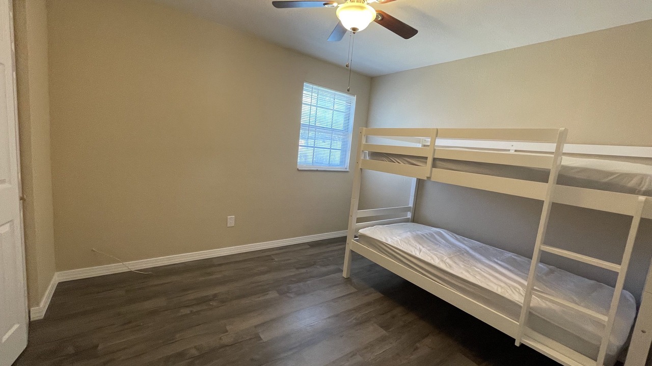 Photo of Bedroom in Myrtle Grove