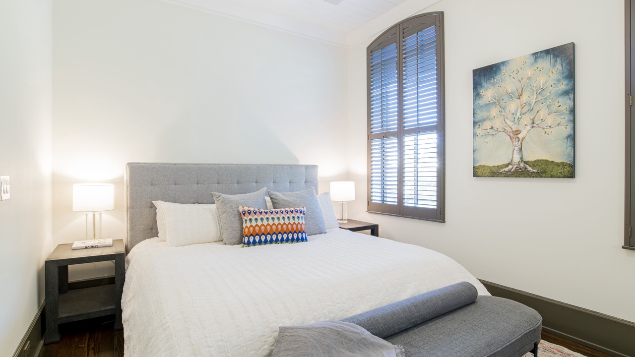Photo of Bedroom in Downtown