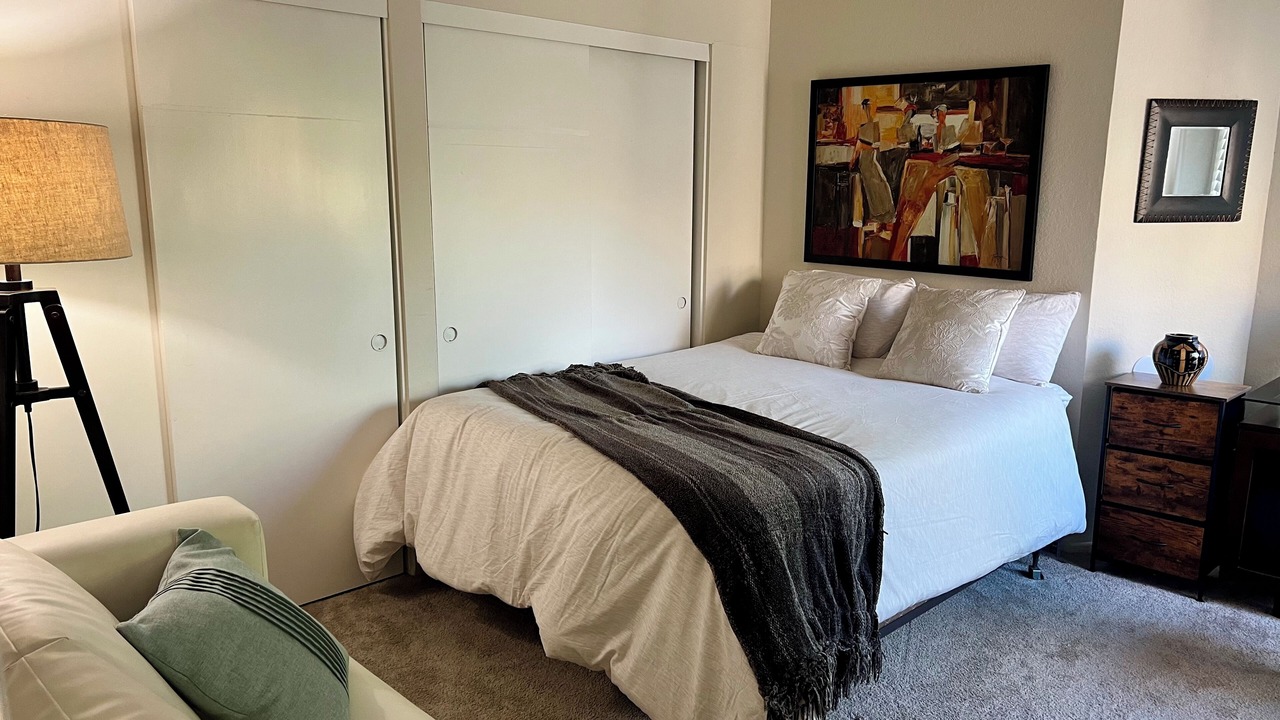 Photo of Bedroom in East Side Costa Mesa