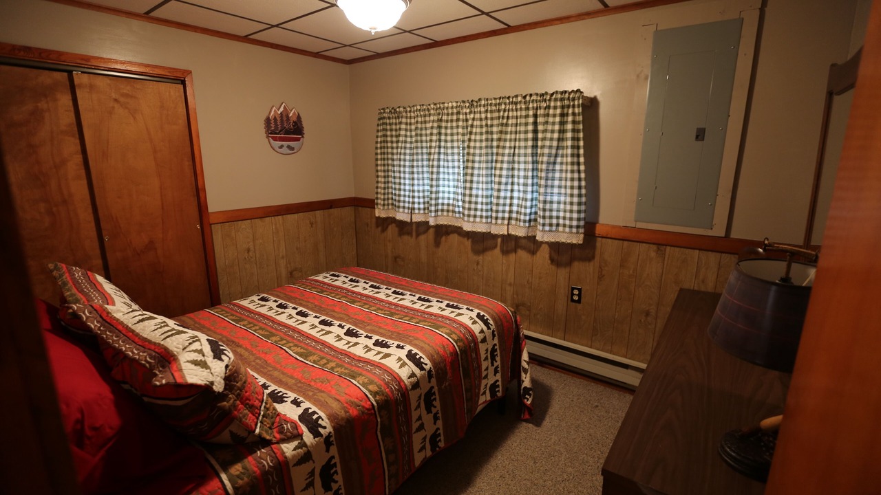Photo of Bedroom in Pymatuning Central
